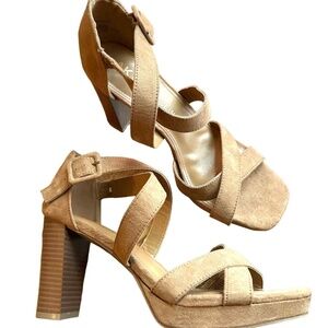 Anne Klein Womens Valta Sandals Shoes Block Platform Heel Criss Cross Brown  8.5
